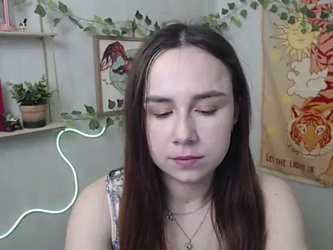 VeryVeryVeryShy  online show from 17, 4, 2026