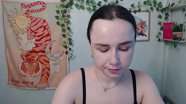 Snapshot of VeryVeryVeryShy_ chatting on 24, 6, 2026 VeryVeryVeryShy online show from 24, 6, 2026