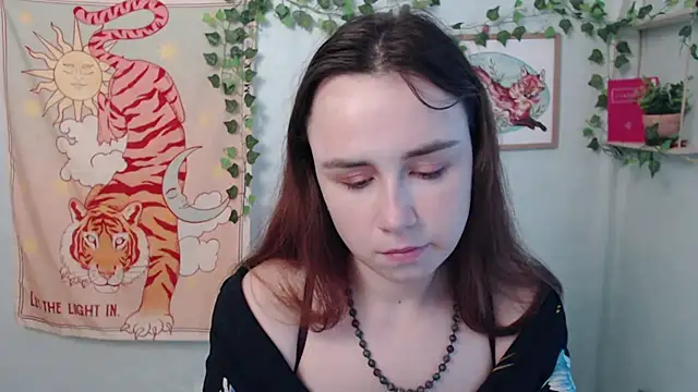 Snapshot of VeryVeryVeryShy_ chatting on 8, 7, 2026 VeryVeryVeryShy online show from 8, 7, 2026
