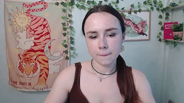 Snapshot of VeryVeryVeryShy_ chatting on 25, 7, 2026 VeryVeryVeryShy online show from 25, 7, 2026