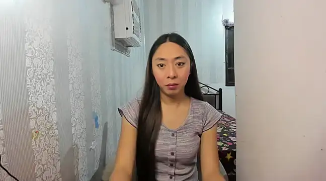 Snapshot of ErikaJayne4u chatting on 17, 3, 2025 ErikaJayne4u online show from 17, 3, 2025