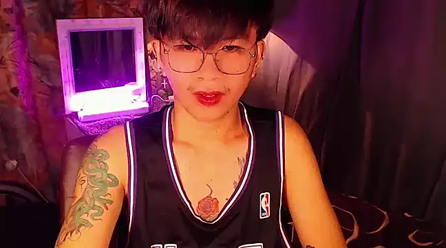 Snapshot of Sexy_Handsome_Drex chatting on 3, 12, 2024 Sexy Handsome Drex online show from 3, 12, 2024