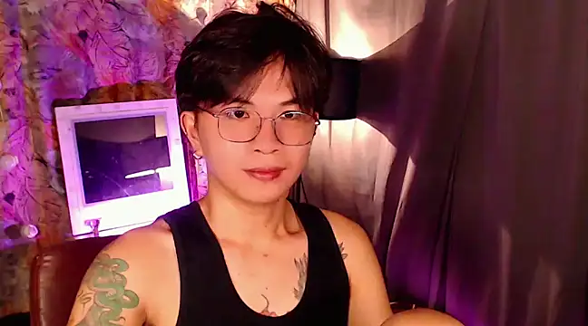 Snapshot of Sexy_Handsome_Drex chatting on 14, 12, 2024 Sexy Handsome Drex online show from 14, 12, 2024