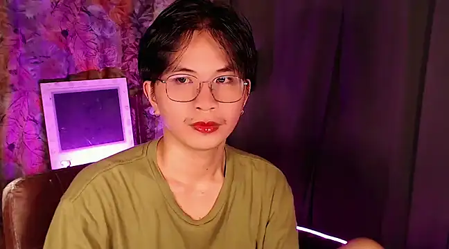 Snapshot of Sexy_Handsome_Drex chatting on 24, 12, 2024 Sexy Handsome Drex online show from 24, 12, 2024