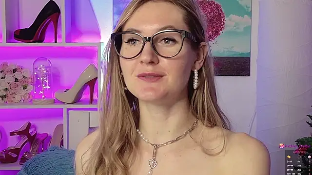 Hello Lisha online show from 6, 1, 2025