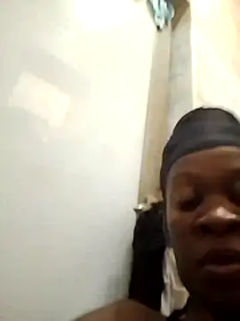 Snapshot of africanpussy22 chatting on 8, 4, 2026 africanpussy22 online show from 8, 4, 2026