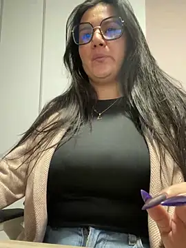 SWEETLILY18 online show from 22, 1, 2025