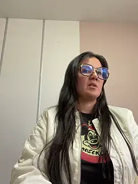 SWEETLILY18 online show from 23, 1, 2025