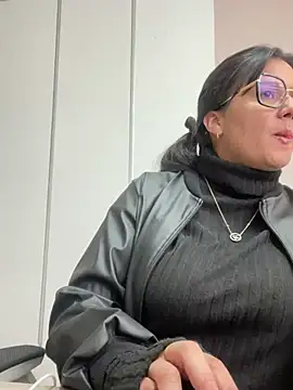 SWEETLILY18 online show from 20, 3, 2025