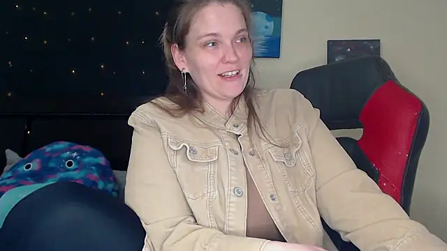 Snapshot of ToxicLilly chatting on 5, 12, 2024 ToxicLilly online show from 5, 12, 2024
