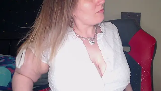 Snapshot of ToxicLilly chatting on 16, 3, 2025 ToxicLilly online show from 16, 3, 2025