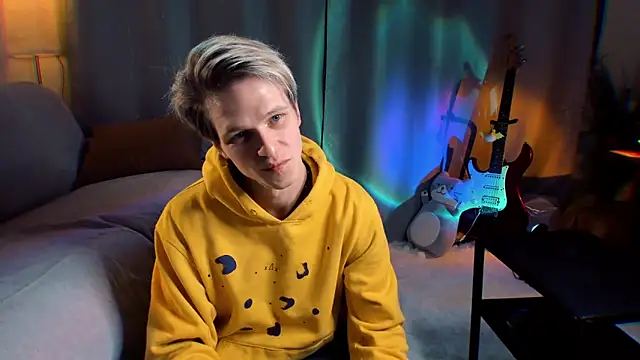 Breston Sweet online show from 15, 3, 2026