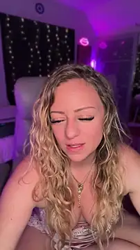 Snapshot of sage_love chatting on 5, 5, 2026 sage love online show from 5, 5, 2026