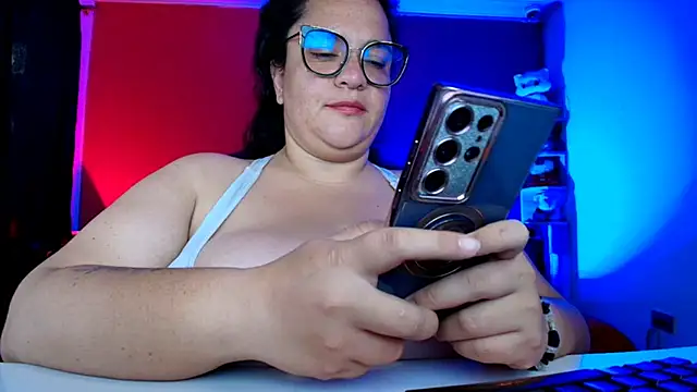 lulubigtitts1 online show from 16, 9, 2025