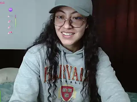 Snapshot of Olivia_Bright chatting on 31, 5, 2026 Olivia Bright online show from 31, 5, 2026