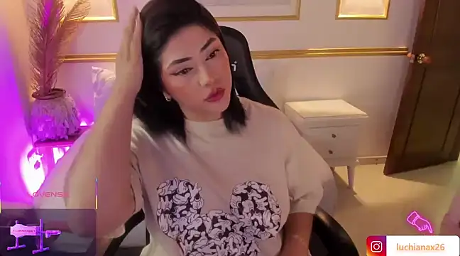 lucy26  online show from 11, 3, 2025