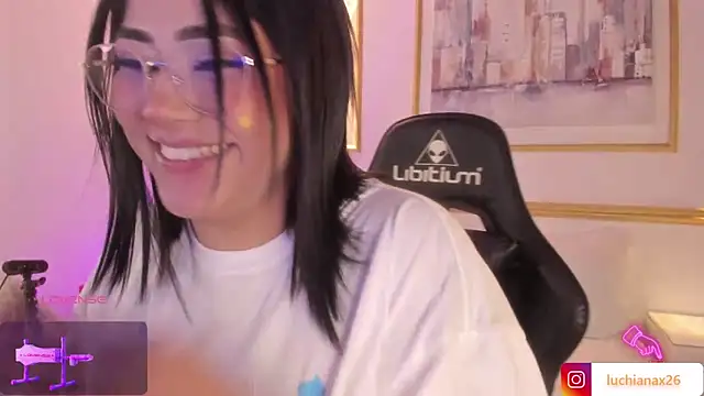 lucy26  online show from 20, 3, 2025