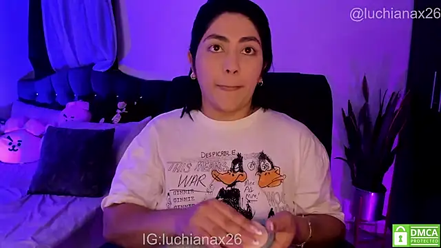 lucy26  online show from 17, 4, 2026