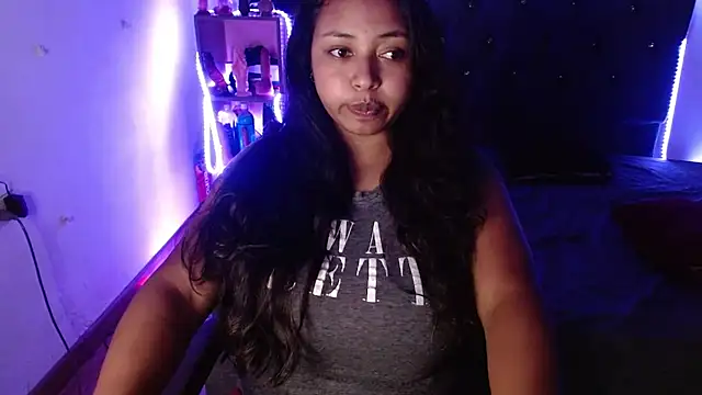 Snapshot of tatiana_wd chatting on 18, 4, 2026 tatiana wd online show from 18, 4, 2026