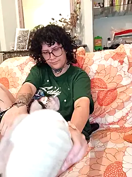 callmelouve online show from 19, 10, 2025