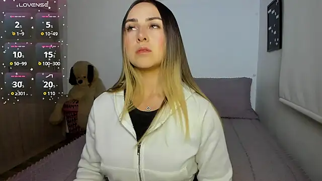 Snapshot of sophi_mooreno chatting on 26, 6, 2026 sophi mooreno online show from 26, 6, 2026