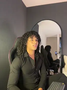 Lucas eevans online show from 14, 4, 2026