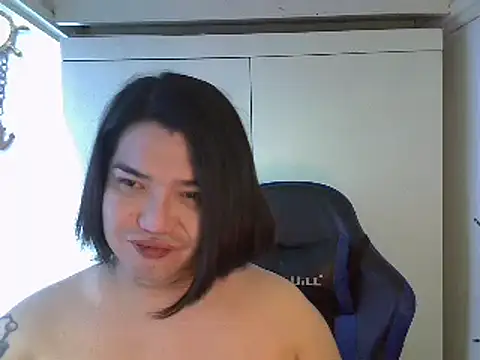 StrawberryWine07 online show from 9, 3, 2025