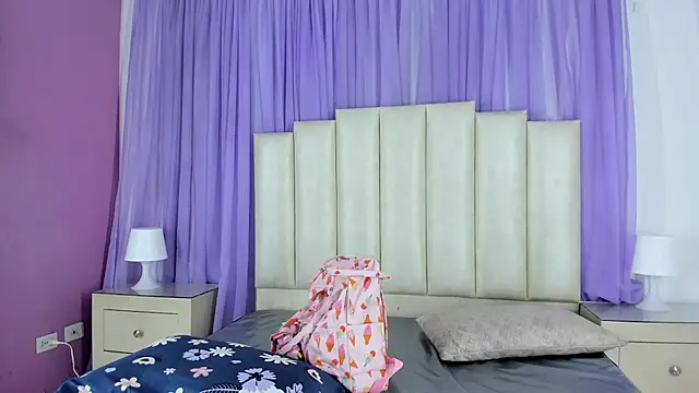 Snapshot of mollieblue69 chatting on 18, 1, 2025 mollieblue69 online show from 18, 1, 2025