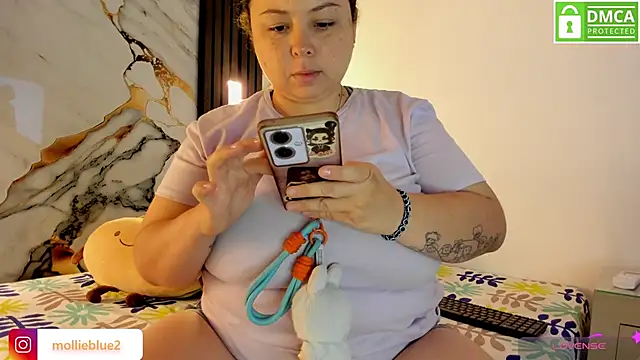 Snapshot of mollieblue69 chatting on 27, 1, 2025 mollieblue69 online show from 27, 1, 2025
