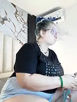 Snapshot of mollieblue69 chatting on 30, 9, 2025 mollieblue69 online show from 30, 9, 2025