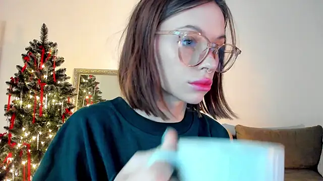 Snapshot of Kossie_ chatting on 22, 12, 2024 Kossie online show from 22, 12, 2024