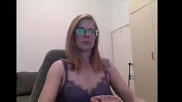 SavannaGirly online show from 25, 9, 2025