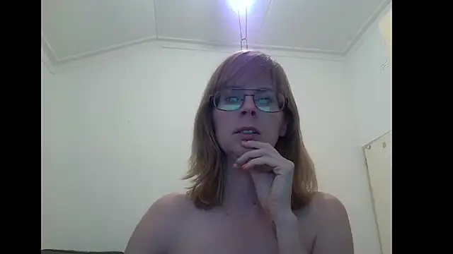 SavannaGirly online show from 14, 10, 2025