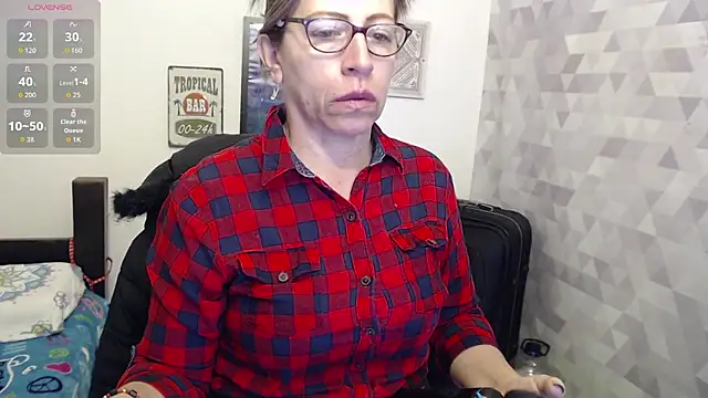Snapshot of Chayla_Ruiz chatting on 16, 9, 2025 Chayla Ruiz online show from 16, 9, 2025
