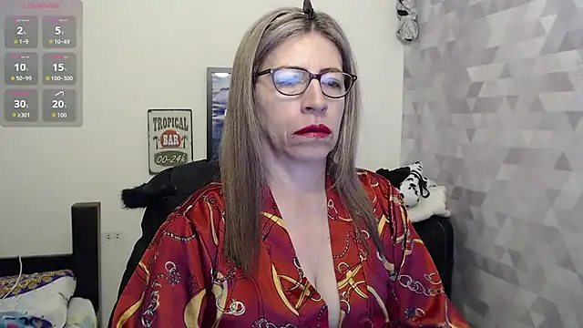Snapshot of Chayla_Ruiz chatting on 20, 9, 2025 Chayla Ruiz online show from 20, 9, 2025