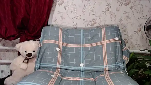 EmilyDoth online show from 1, 12, 2024