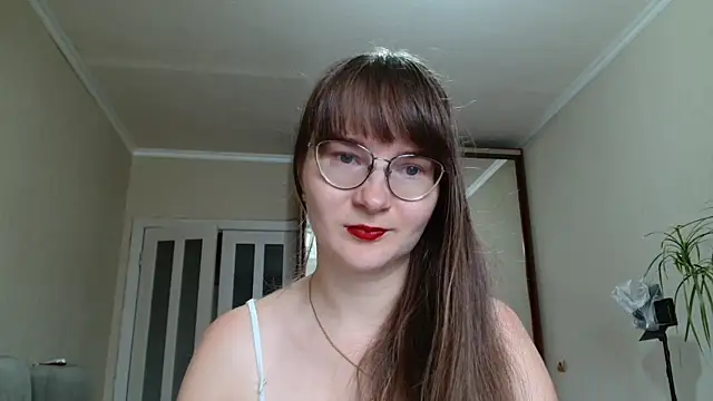 KiraGoldens online show from 15, 7, 2026