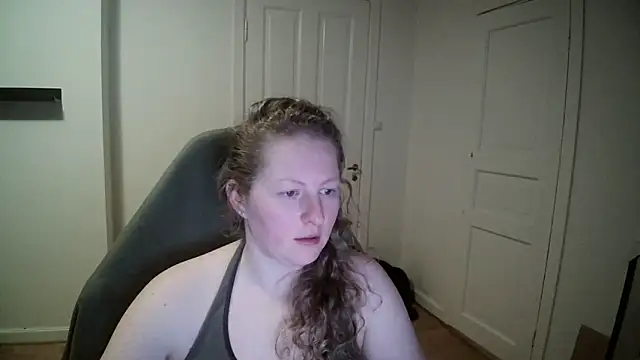 Girlnina-1995 online show from 11, 2, 2025