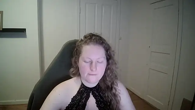 Girlnina-1995 online show from 25, 2, 2025