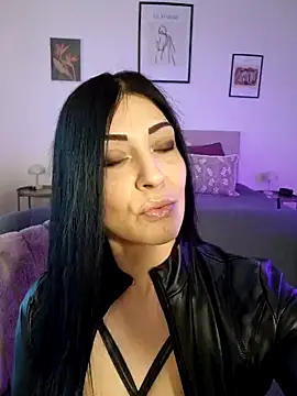 AryaSummersReal online show from 1, 3, 2025