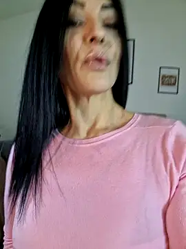 AryaSummersReal online show from 3, 3, 2025