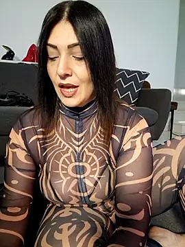 AryaSummersReal online show from 12, 4, 2026