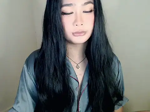 bbygrl Carol online show from 6, 10, 2025