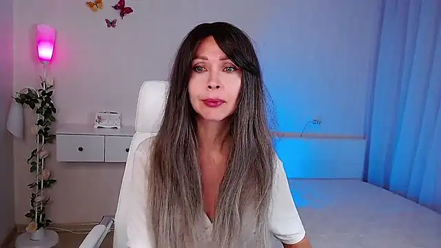 wendifoste online show from 9, 10, 2025