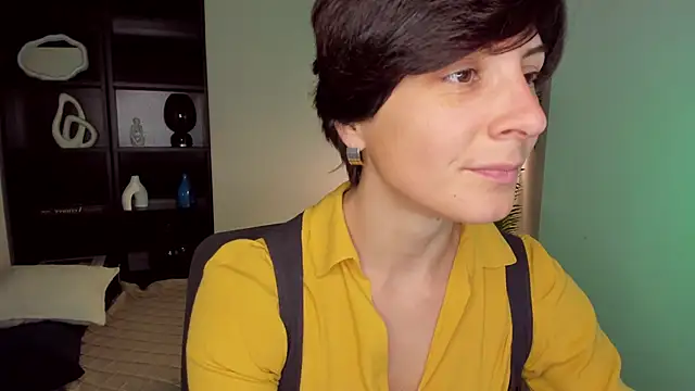 Snapshot of LorenDaze chatting on 28, 10, 2025 LorenDaze online show from 28, 10, 2025