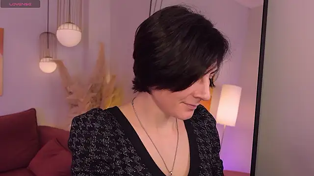 LorenDaze online show from 4, 3, 2026