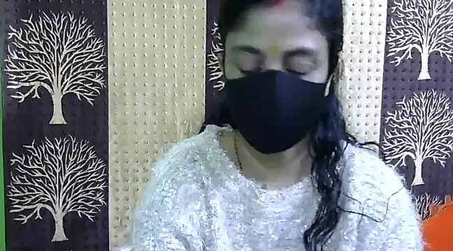 Indian Horny Wife online show from 6, 1, 2025