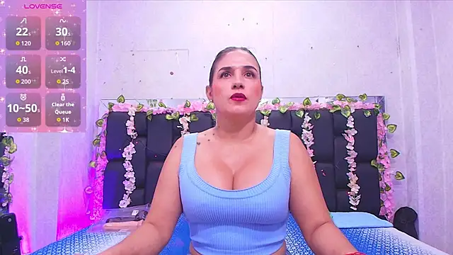  carolina fox online show from 9, 10, 2025