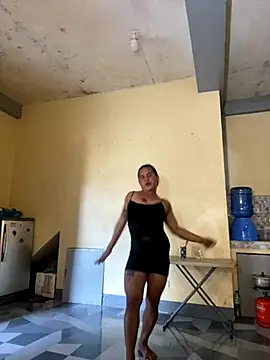 sweetyula online show from 4, 12, 2025