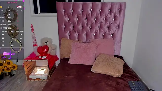 Snapshot of LilyBrunette chatting on 11, 3, 2025 LilyBrunette online show from 11, 3, 2025